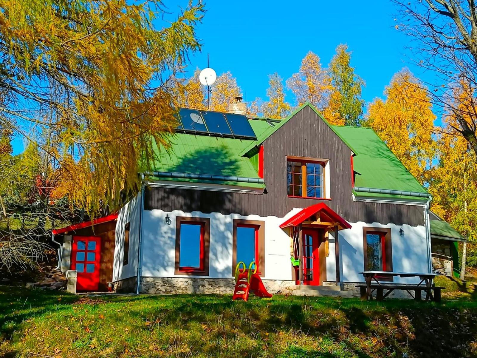 Medenec Five Maple Home For Families And Wild Nature Lovers מראה חיצוני תמונה