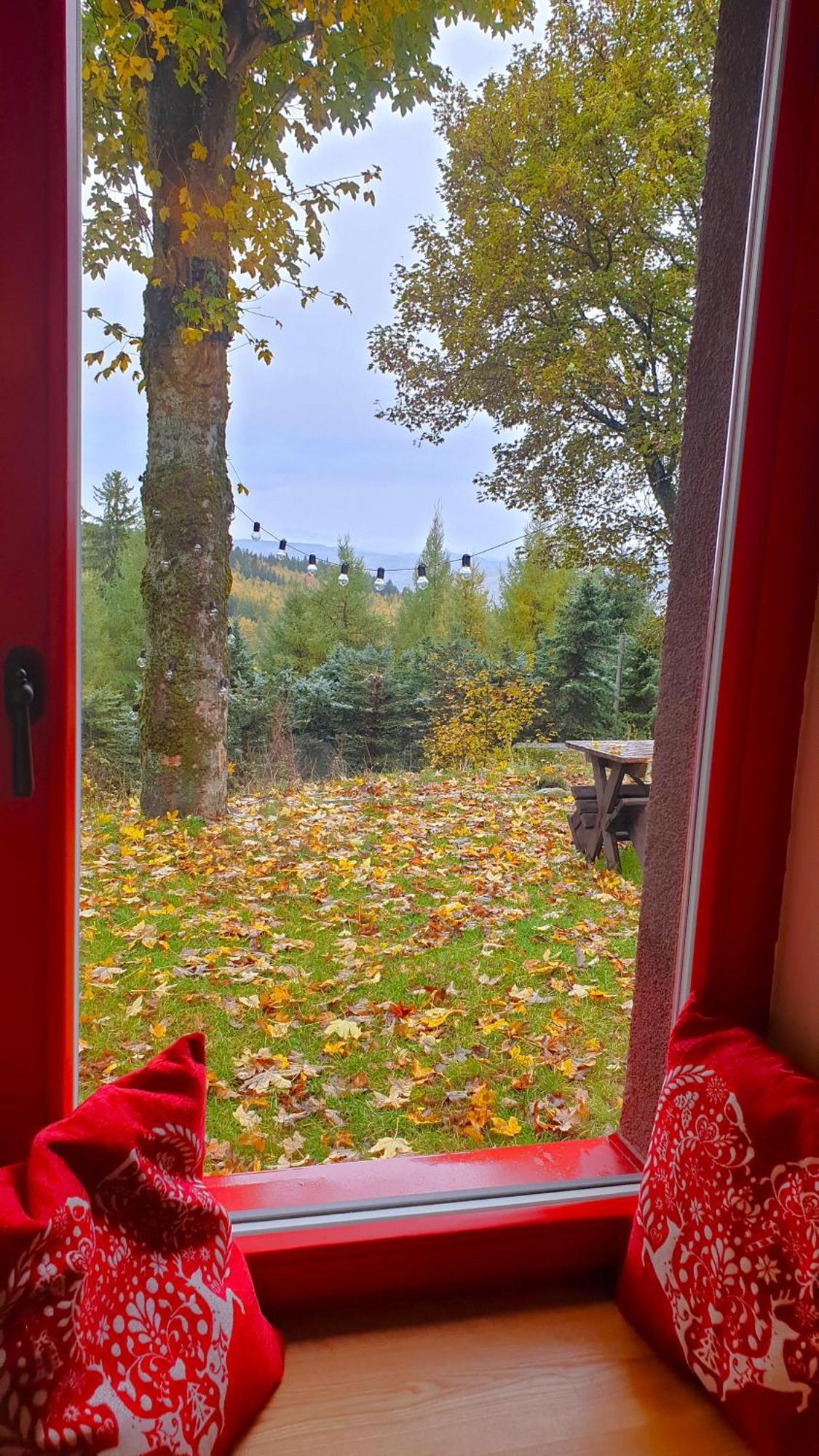 Medenec Five Maple Home For Families And Wild Nature Lovers מראה חיצוני תמונה
